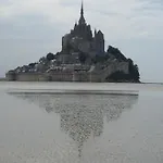 Alojamento de Acomodação e Pequeno-almoço De Charme La Rose De Près Du Mont Saint Michel Ducey-Les Cheris