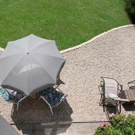 De Charme La Rose De Près Du Mont Saint Michel