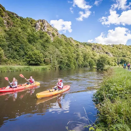 De Charme La Rose De Près Du Mont Saint Michel Bed & Breakfast