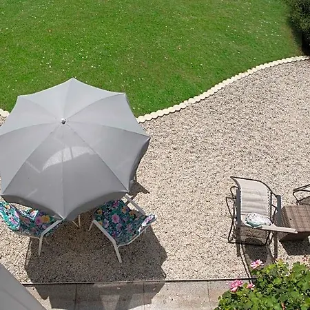 Bed & Breakfast De Charme La Rose De Près Du Mont Saint Michel 3*