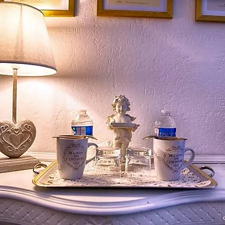 De Charme La Rose De Près Du Mont Saint Michel Bed & Breakfast 3*