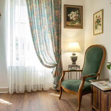 De Charme La Rose De Près Du Mont Saint Michel 3*