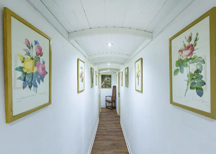 De Charme La Rose De Pres Du Mont Saint Michel 住宿加早餐酒店