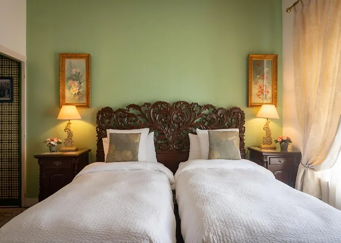 De Charme La Rose De Pres Du Mont Saint Michel Bed & Breakfast 3*